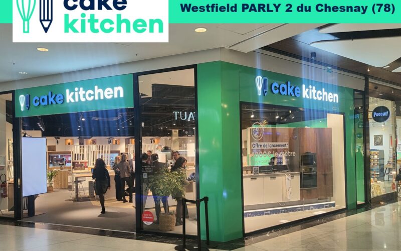 CAKE KITCHEN BOUSCULE LE MARCHÉ AVEC SES CUISINES A 1 000 € LE MÈTRE