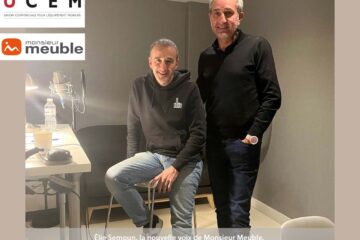 La voix d’Élie Semoun résonne chez Monsieur Meuble