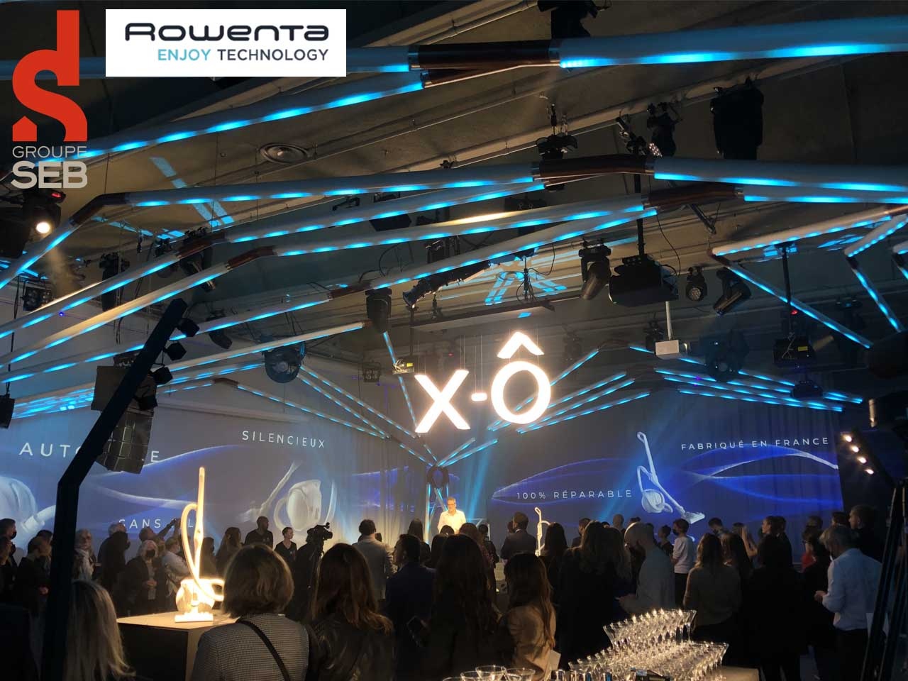 À travers sa marque Rowenta, le groupe SEB présente son nouvel aspirateur hybride X-Ô